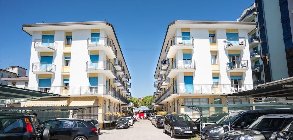 Hotel Azzorre Lido di Jesolo Luaran gambar