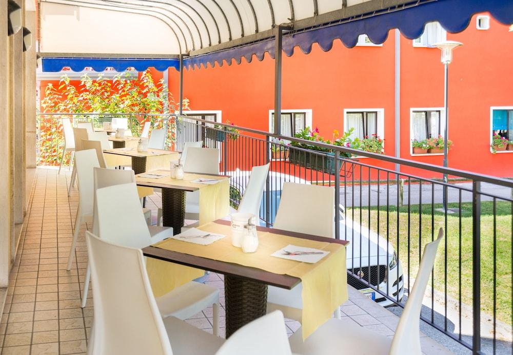 Hotel Azzorre Lido di Jesolo Luaran gambar