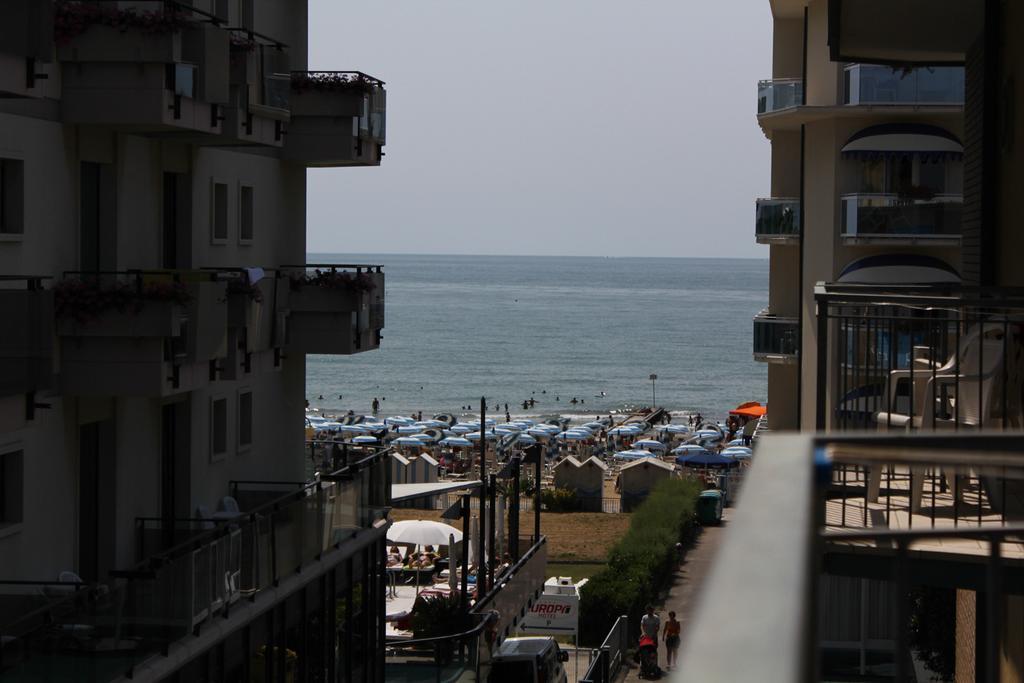 Hotel Azzorre Lido di Jesolo Luaran gambar